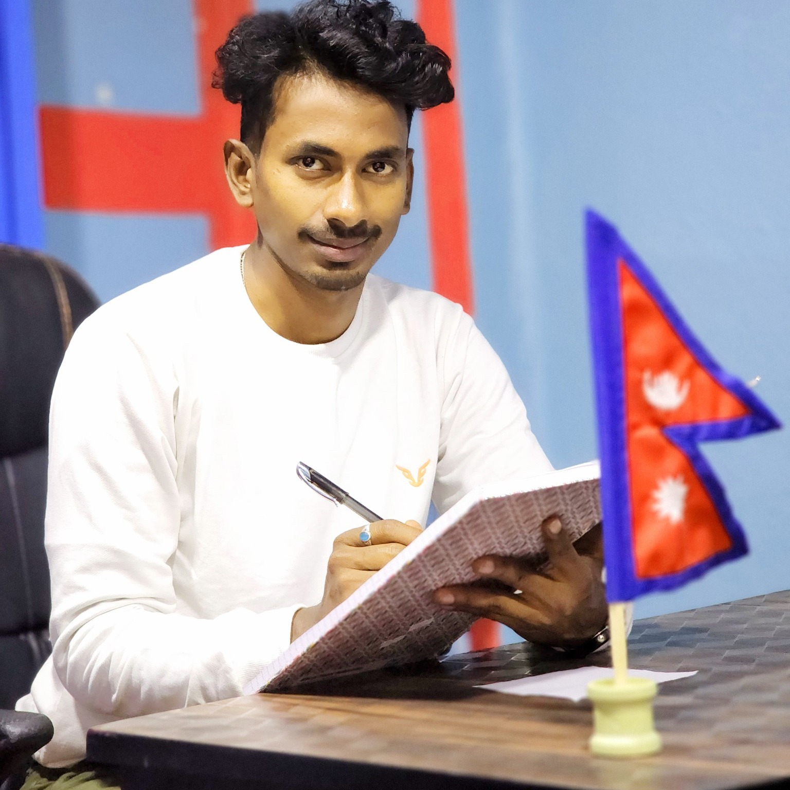 Surendra Singh - Photo 35